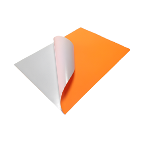 Ce este materialul autoadeziv?